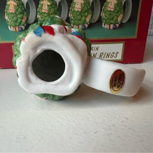 Porcelain Hand Painted CHRISTMAS TREE Napkin Rings by World Bazaars Set Of 4 - Picture 3 of 7